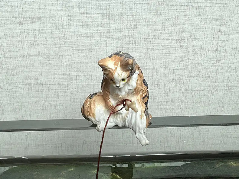 Kitten Fishing Decoration for Fish Tank Landscaping